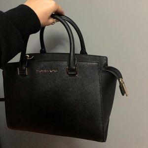 Michael Kors Crossbody